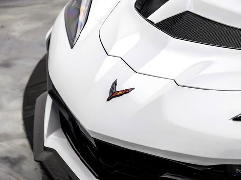 Used 2026 Chevrolet Corvette ZR1 w/ Stealth Interior Trim Package RWD image 41