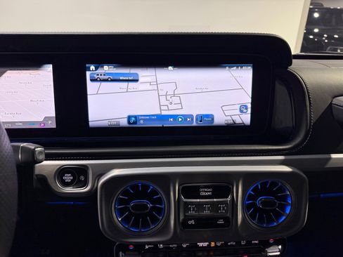 Used 2025 Mercedes-Benz G 63 AMG 4MATIC image 72