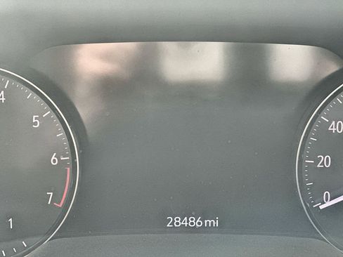 Used 2023 Buick Envision Avenir image 4