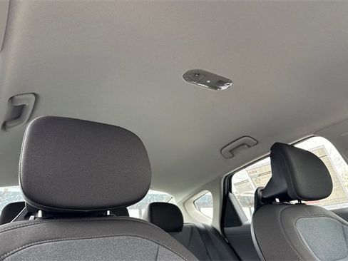 New 2025 Kia K4 LX image 18