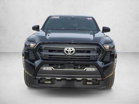 Certified 2025 Toyota Tacoma SR5 image 2