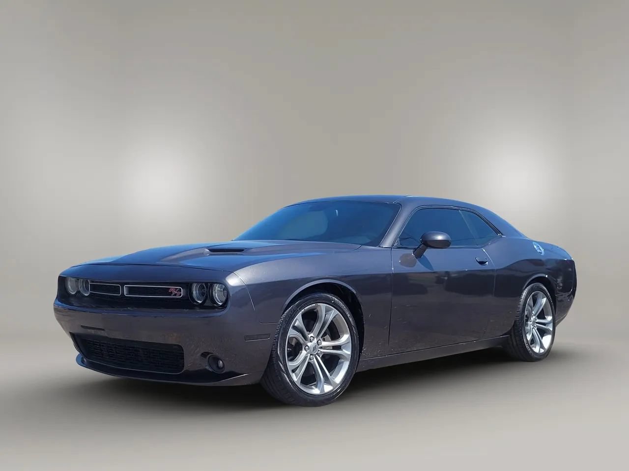 Used 2020 Dodge Challenger R/T RWD image 22