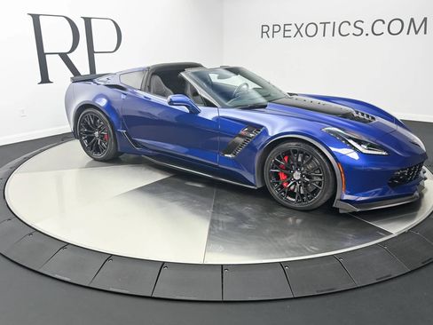 Used 2018 Chevrolet Corvette Z06 RWD image 11