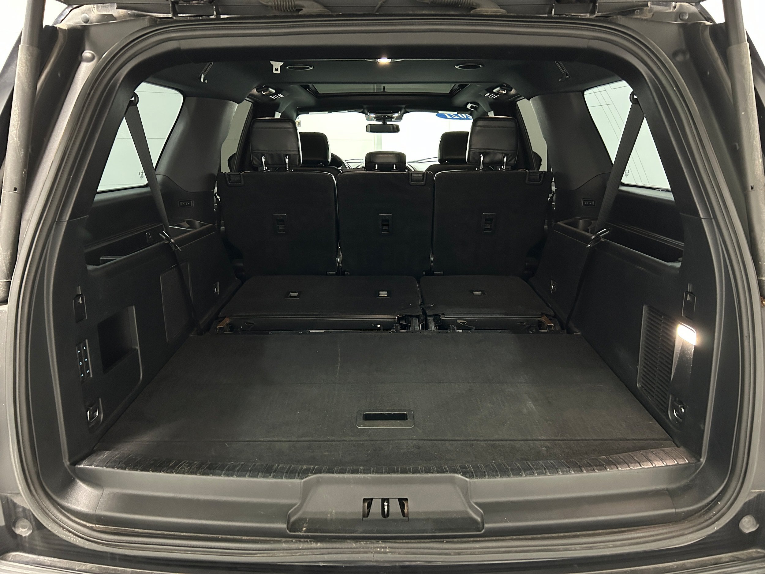 Used 2021 Ford Expedition Max Limited AWD/4WD image 37