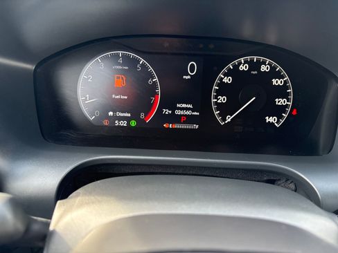 Used 2025 Honda HR-V Sport image 16
