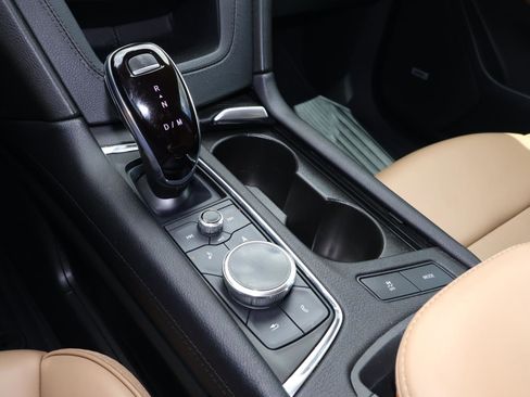 Used 2022 Cadillac XT6 Premium Luxury w/ Platinum Package image 32