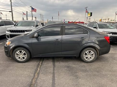 Used 2013 Chevrolet Sonic LT FWD image 2