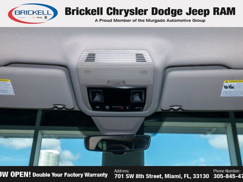Used 2025 Volkswagen Atlas SE FWD image 26