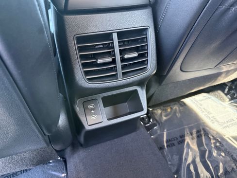 Used 2025 Kia Seltos EX w/ EX Sunroof Package FWD image 16
