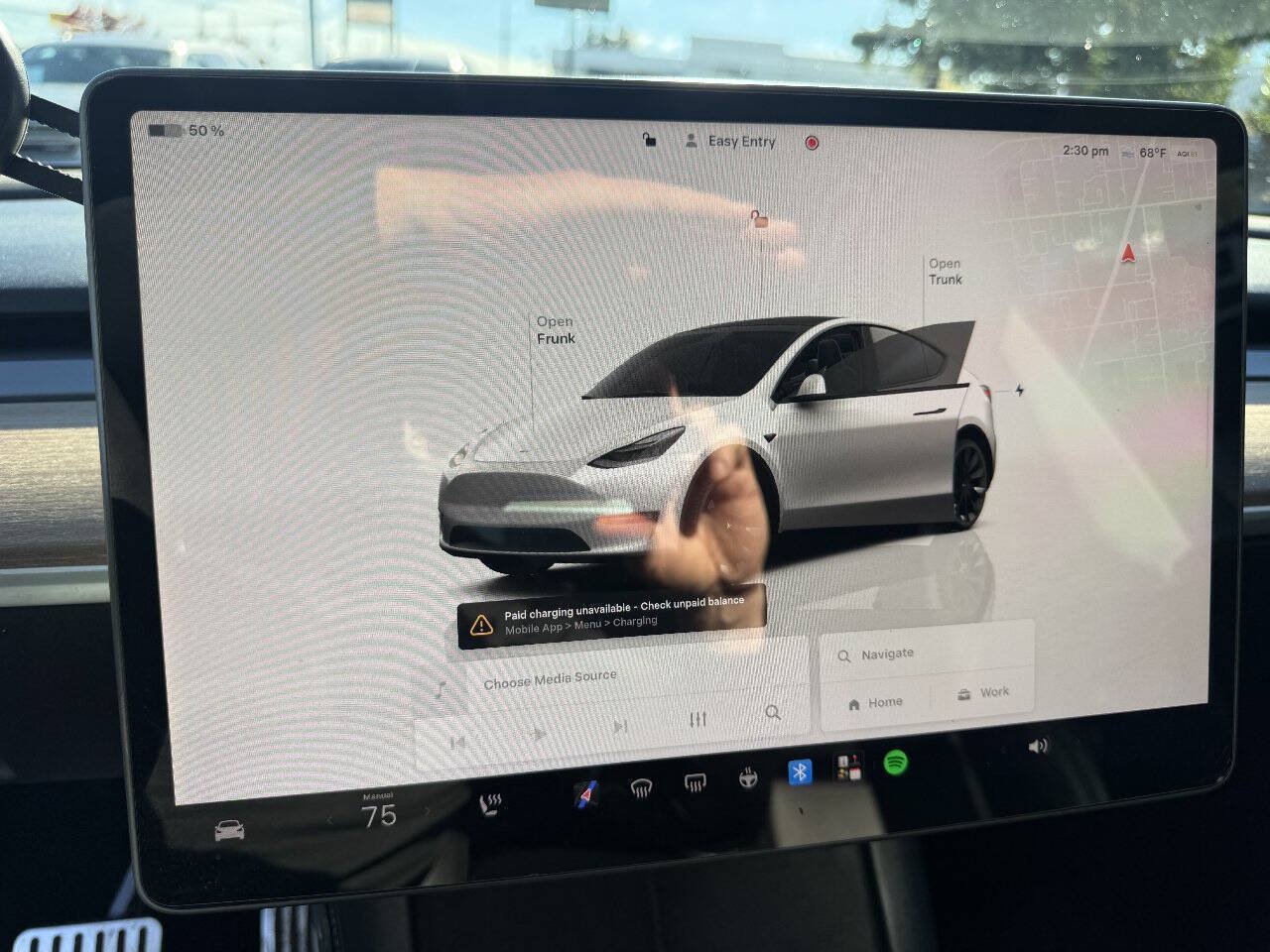 Used 2022 Tesla Model Y Long Range AWD/4WD image 24