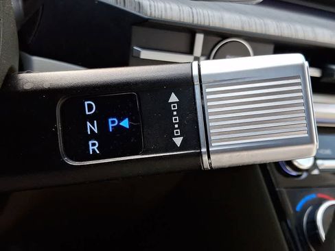 Used 2025 Hyundai Santa Fe Calligraphy AWD/4WD image 15