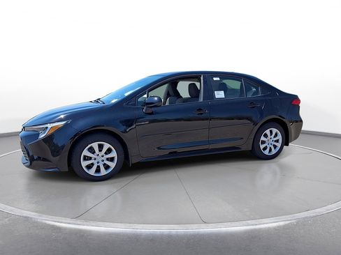 New 2026 Toyota Corolla LE FWD image 4