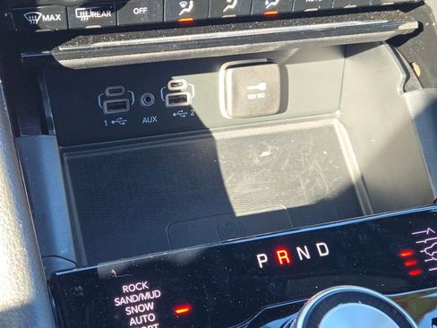 Certified 2025 Jeep Grand Cherokee Overland w/ Adv Protech Group III image 26