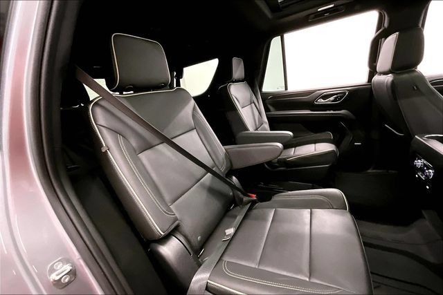 Used 2023 GMC Yukon SLT AWD/4WD image 27