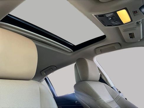 Used 2016 Lexus GS 350 w/ Luxury Package RWD image 12