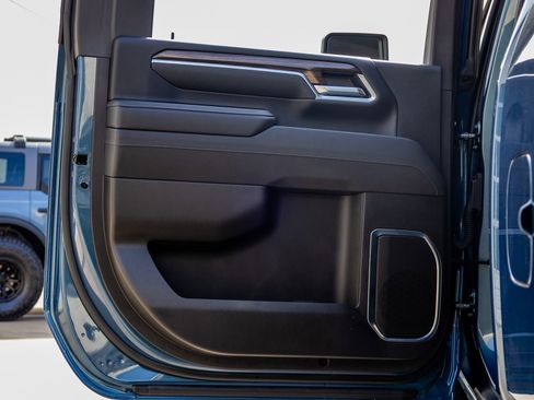 Used 2025 Chevrolet Silverado 2500 LT w/ Trail Boss Package image 37