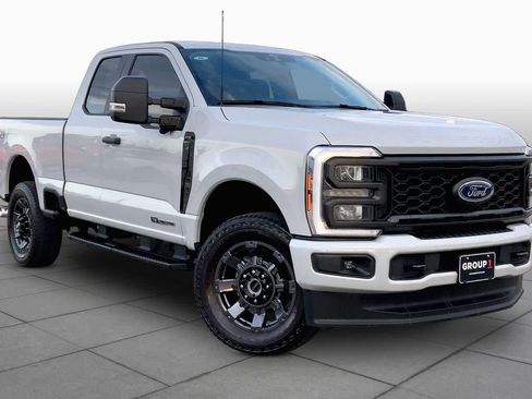Used 2026 Ford F250 XL w/ STX Appearance Package AWD/4WD image 3