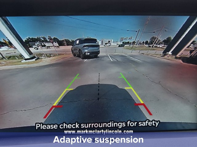 New 2026 Lincoln Navigator Premiere AWD/4WD image 19