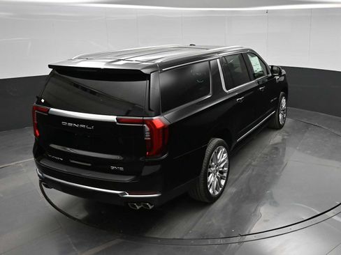 New 2026 GMC Yukon XL Denali w/ Denali Reserve Package AWD/4WD image 28