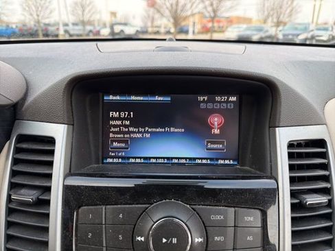 Used 2014 Chevrolet Cruze Diesel image 20