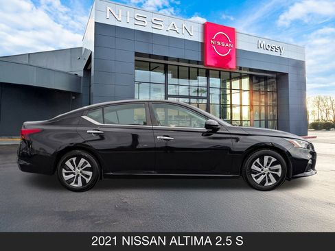 Used 2021 Nissan Altima 2.5 S image 6