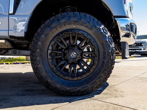 Used 2024 Ford F350 Lariat w/ Lariat Ultimate Package image 12