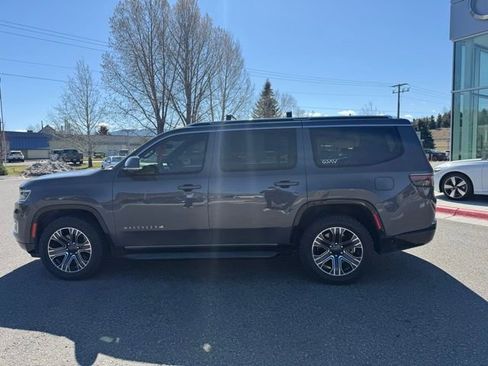 Used 2022 Jeep Wagoneer Series III w/ Convenience Group I image 8