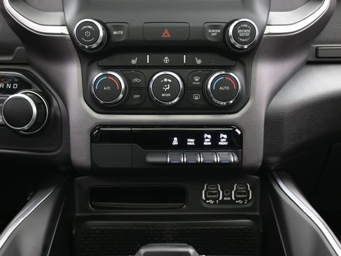 Used 2020 RAM 1500 Big Horn image 35