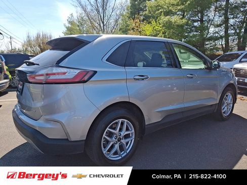 Used 2024 Ford Edge SEL image 5