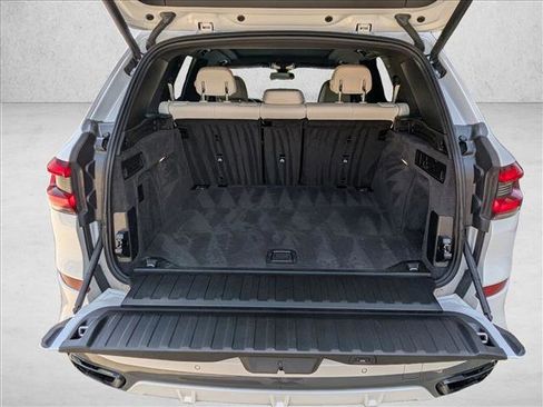 Used 2022 BMW X5 M50i w/ Parking Assistance Package image 20