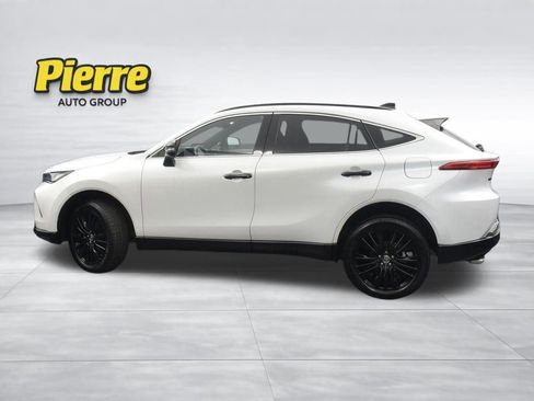 Used 2023 Toyota Venza Nightshade image 5