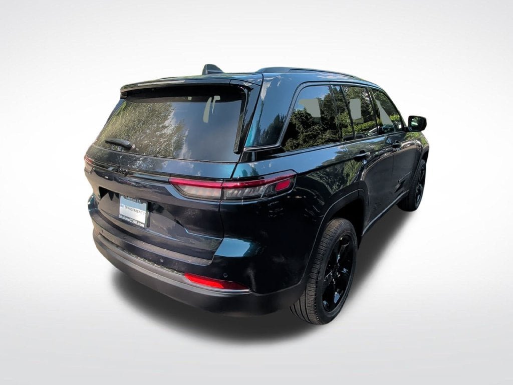 New 2026 Jeep Grand Cherokee Limited w/ Limited Altitude Package AWD/4WD image 6