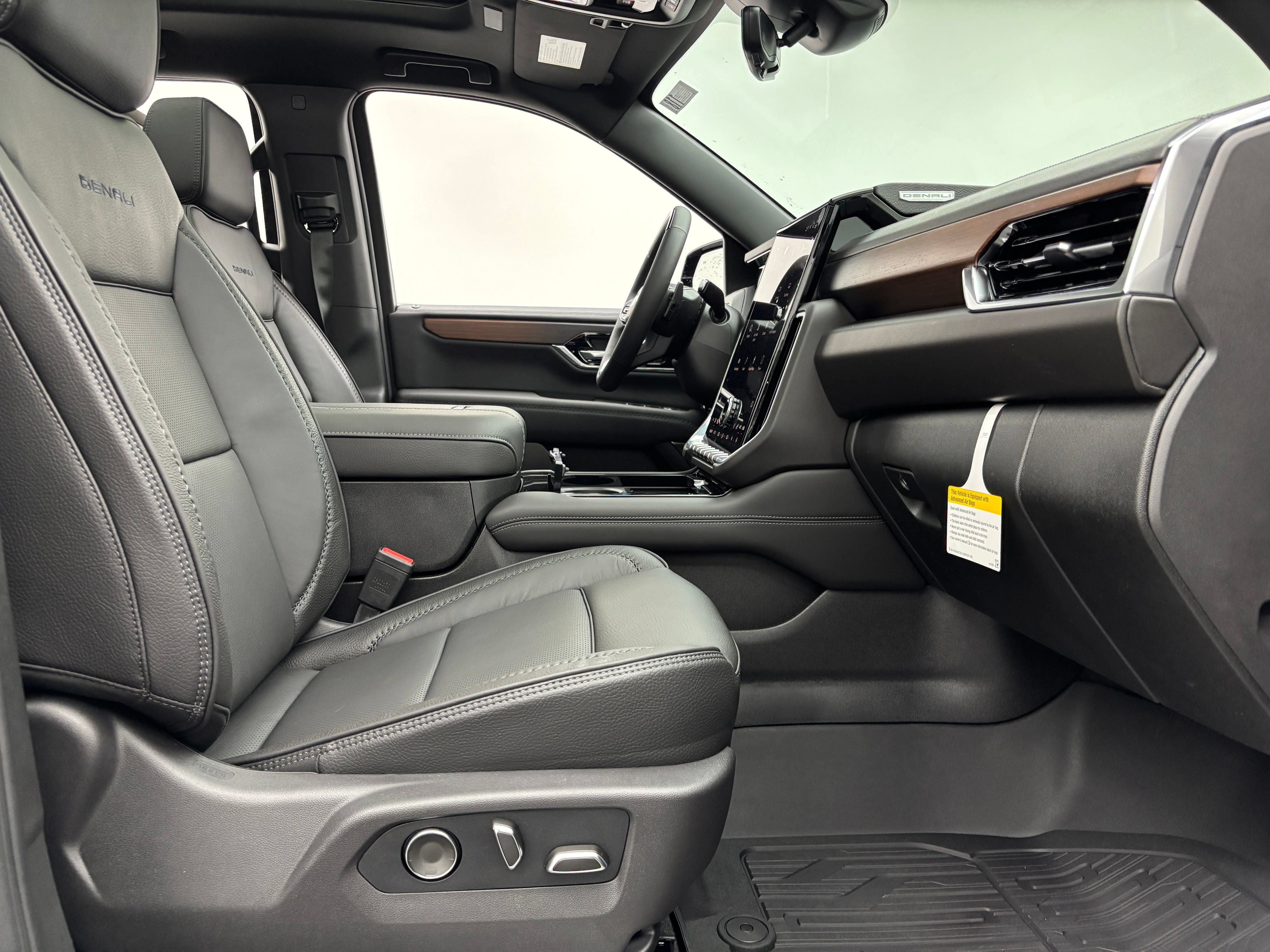 New 2026 GMC Yukon Denali AWD/4WD image 41