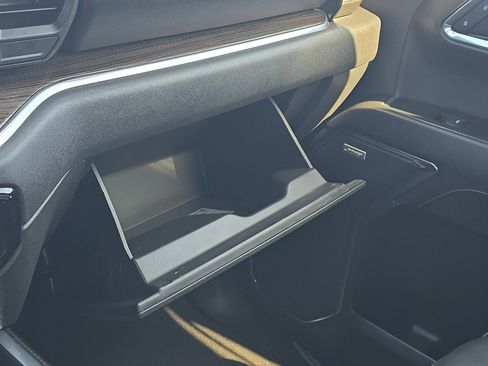 Used 2025 Chevrolet Silverado 1500 LT Trail Boss w/ LT Trail Boss Premium Package image 30