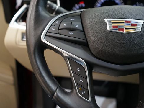 Used 2017 Cadillac XT5 Luxury w/ Driver Awareness Package AWD/4WD image 32