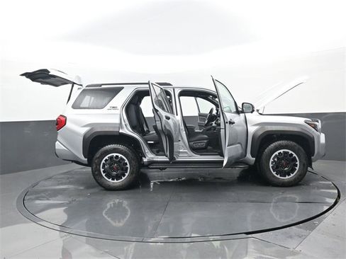New 2026 Toyota 4Runner TRD Off-Road Premium image 32