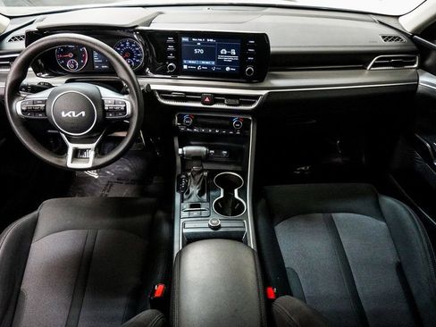 Used 2022 Kia K5 LX image 11