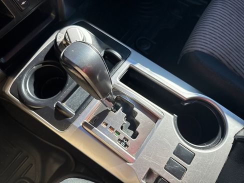 Used 2014 Toyota 4Runner SR5 image 26