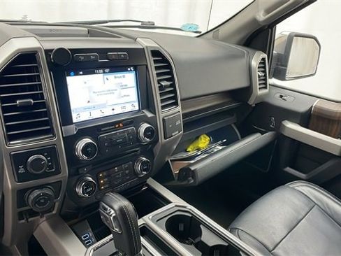 Used 2017 Ford F150 Lariat w/ Equipment Group 502A Luxury image 20