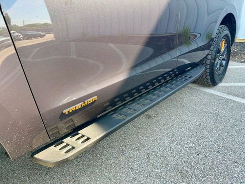 Used 2025 Ford Expedition Tremor AWD/4WD image 33