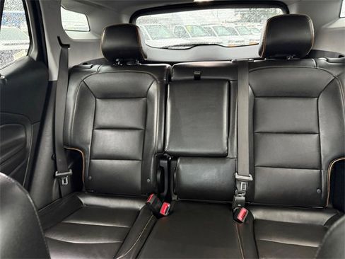 Used 2023 GMC Terrain AT4 image 13