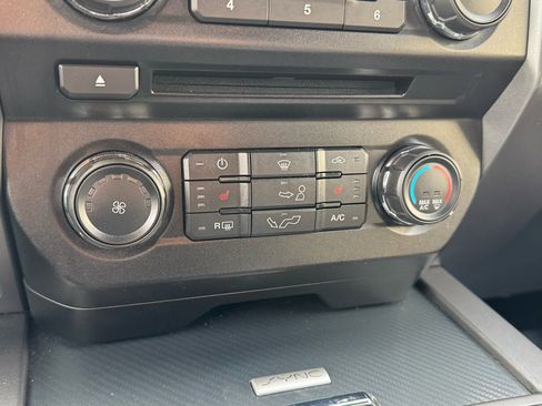 Used 2018 Ford F150 XLT w/ Equipment Group 302A Luxury image 26