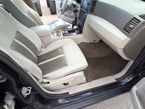 Used 2007 Jeep Grand Cherokee Limited AWD/4WD image 40