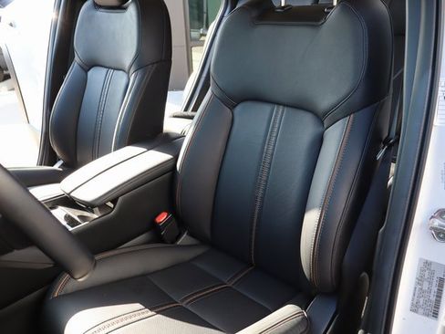 Used 2025 MAZDA CX-50 AWD 2.5 Hybrid w/ Premium Pkg image 10