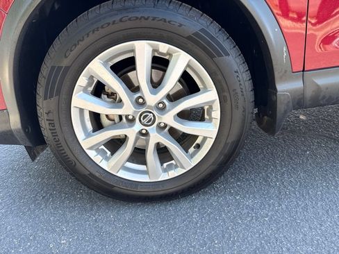 Used 2022 Nissan Rogue Sport SV AWD/4WD image 8