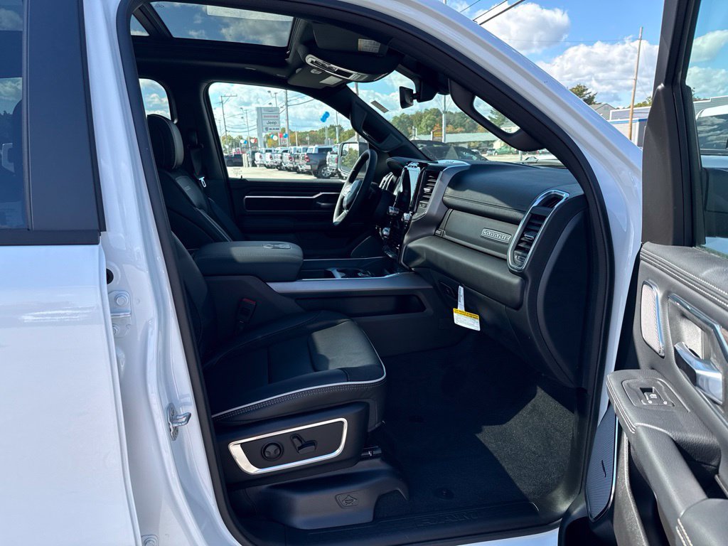 New 2027 RAM 1500 Laramie AWD/4WD image 28