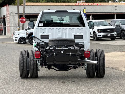 New 2026 Ford F550 2WD SuperCab Super Duty image 4