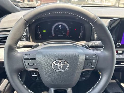 Used 2026 Toyota Camry SE w/ Convenience Package AWD/4WD image 16