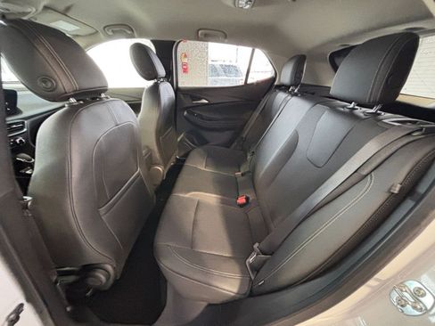 Used 2025 Buick Encore GX Preferred image 29