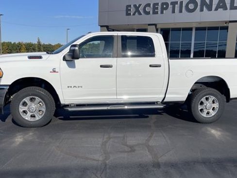 Used 2024 RAM 2500 Big Horn w/ Off Road Package image 2